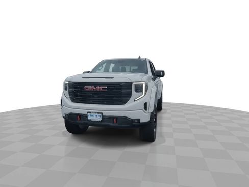 Used 2023 GMC Sierra 1500 Elevation w/ Elevation Premium Package AWD/4WD image 3