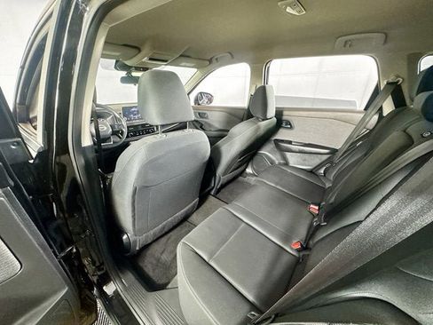 Certified 2023 Nissan Rogue S image 18