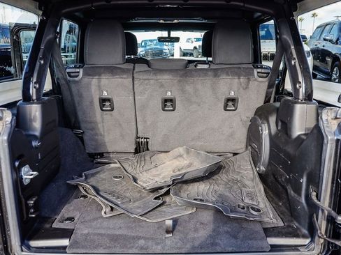 Certified 2022 Jeep Wrangler Unlimited Willys image 27