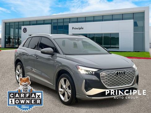 Used 2019 Audi e-tron Prestige w/ Prestige Package AWD/4WD image 3