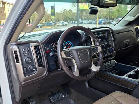 Used 2017 GMC Sierra 3500 Denali w/ Duramax Plus Package AWD/4WD image 13