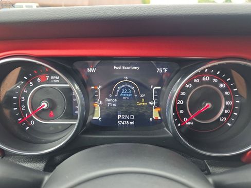 Used 2018 Jeep Wrangler Rubicon w/ Cold Weather Group image 11