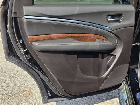 Used 2020 Acura MDX FWD w/ Technology Package image 16