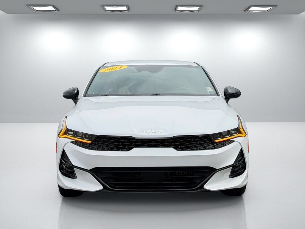 Used 2024 Kia K5 GT-Line w/ GT-Line Premium Package FWD image 9