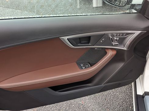 Used 2018 Jaguar F-TYPE Convertible image 14