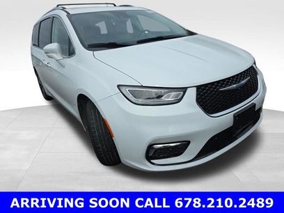 Used 2021 Chrysler Pacifica Touring-L
