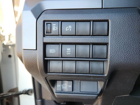 Used 2024 Toyota Tacoma SR5 image 19