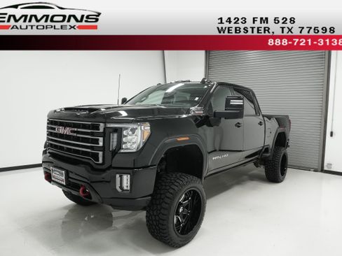 Used 2022 GMC Sierra 2500 AT4 w/ AT4 Premium Plus Package AWD/4WD image 1