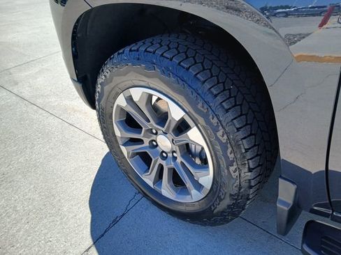 Certified 2023 Chevrolet Silverado 1500 High Country w/ Max Trailering Package AWD/4WD image 34