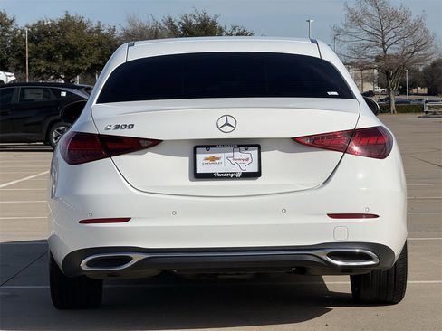 Used 2023 Mercedes-Benz C 300 Sedan image 5