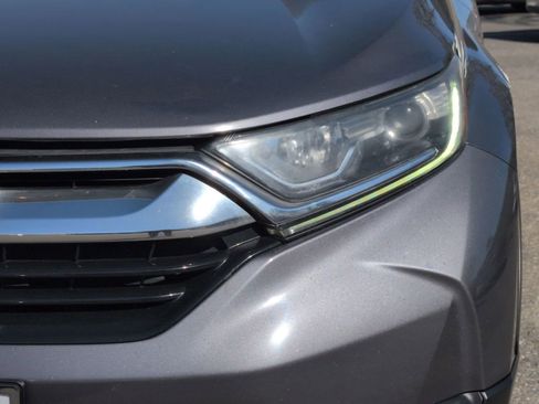 Used 2018 Honda CR-V LX image 10