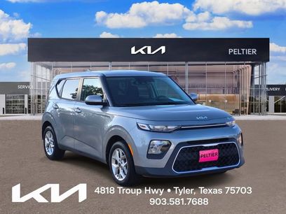 Certified 2022 Kia Soul LX w/ Technology Package