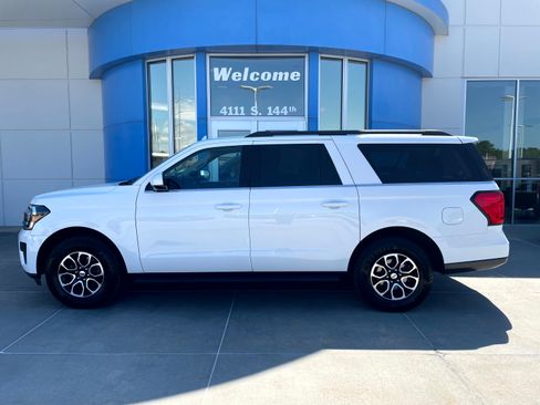 Used 2022 Ford Expedition Max XLT AWD/4WD image 1