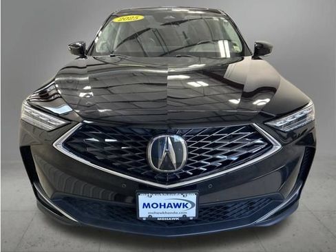 Used 2025 Acura MDX SH-AWD w/ Technology Package image 9