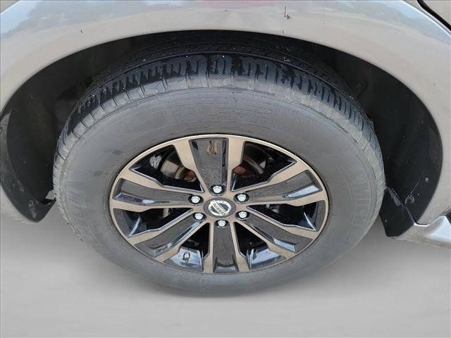 Used 2018 Nissan Armada Platinum w/ Captain Seat Package RWD image 11