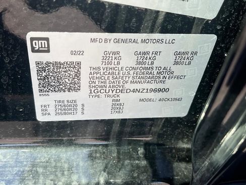 Used 2022 Chevrolet Silverado 1500 LT AWD/4WD image 35