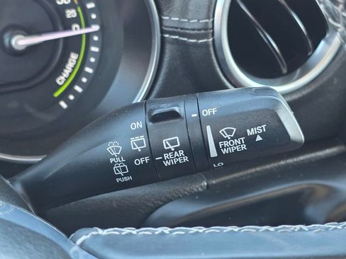 Used 2023 Jeep Wrangler Unlimited Sahara w/ Cold Weather Group image 34