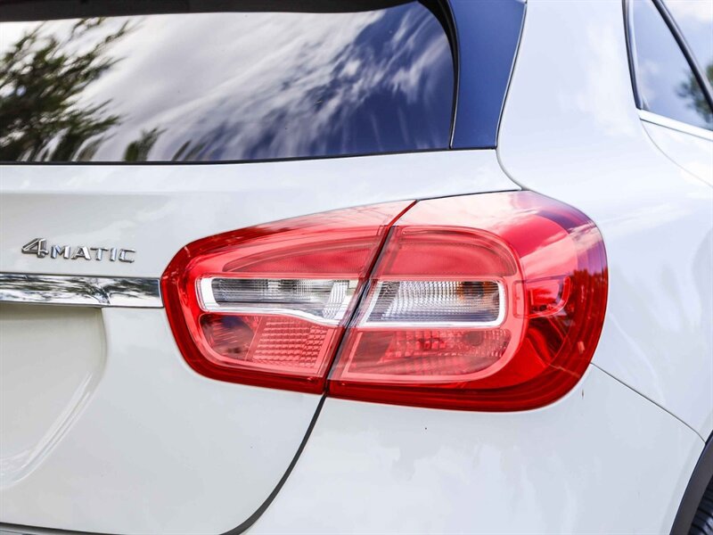 Used 2016 Mercedes-Benz GLA 250 4MATIC image 15