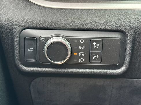 Used 2021 Ford Explorer XLT AWD/4WD image 62