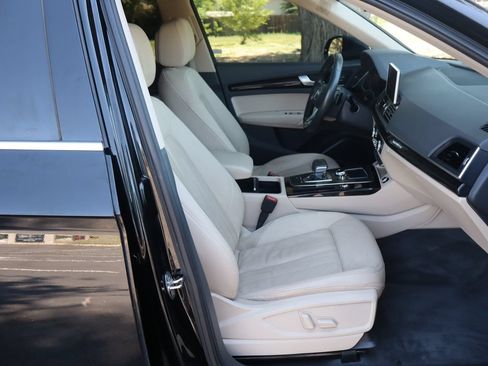 Used 2018 Audi Q5 2.0T Premium Plus w/ Premium Plus Package AWD/4WD image 22