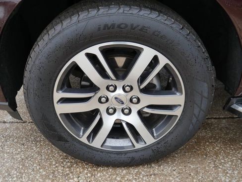 Used 2023 Ford Expedition Limited image 35