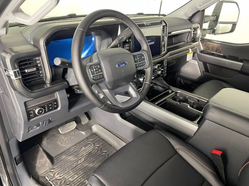 New 2026 Ford F350 Lariat w/ Lariat Premium Package AWD/4WD image 2