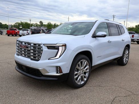 New 2026 GMC Acadia Denali w/ Super Cruise Package FWD image 35