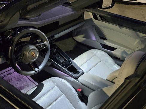 Used 2021 Porsche 911 Targa 4 image 25