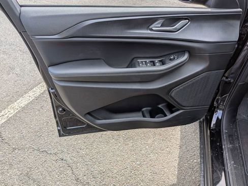 New 2026 Jeep Grand Cherokee L 4WD image 10