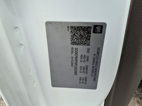 Used 2023 GMC Savana 3500 w/ Power Convenience Package RWD image 27