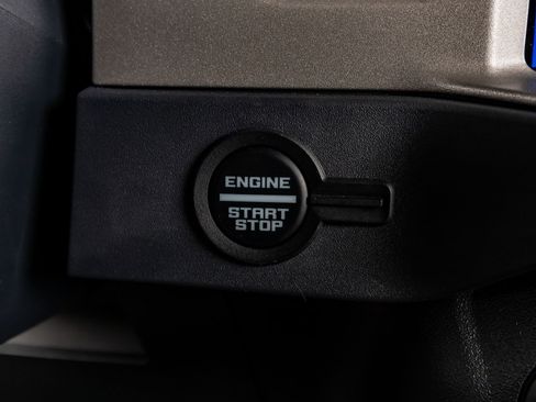 Used 2025 Ford Bronco Outer Banks AWD/4WD image 22