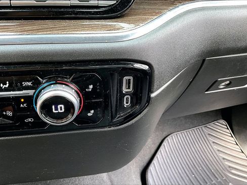 Used 2023 GMC Sierra 1500 Elevation AWD/4WD image 26