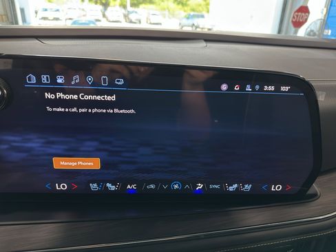 New 2025 Chevrolet Suburban Premier image 21