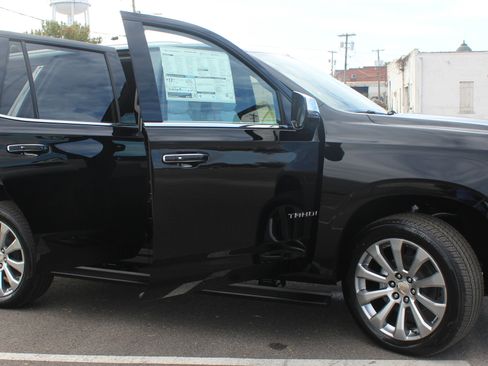 New 2026 Chevrolet Tahoe Premier image 14