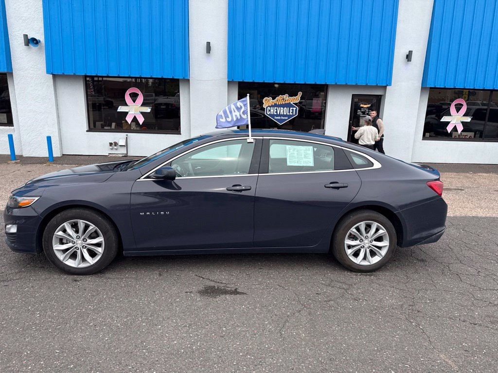 Used 2025 Chevrolet Malibu LT FWD image 18