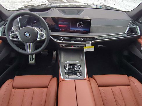 New 2026 BMW X7 M60i image 15