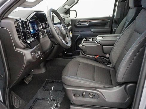 New 2026 Chevrolet Silverado 1500 LT image 19