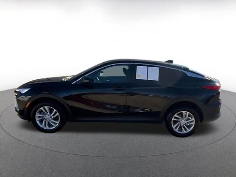 Used 2025 Buick Envista Preferred image 9