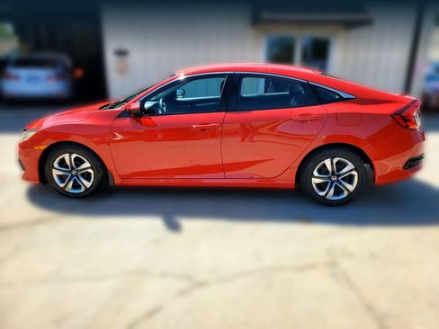 Used 2017 Honda Civic LX image 9
