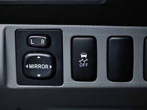 Used 2012 Toyota Tacoma PreRunner w/ SR5 Pkg image 19