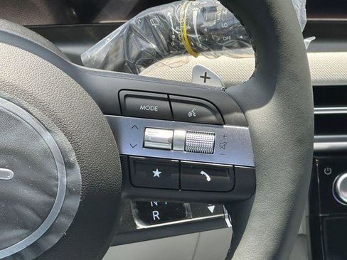 New 2025 Hyundai Tucson Limited image 25