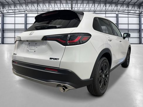New 2027 Honda HR-V Sport image 5