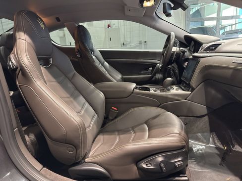 Used 2018 Maserati GranTurismo Sport image 35