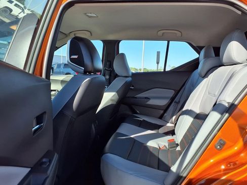 Used 2023 Nissan Kicks SR w/ SR Premium Package FWD image 21