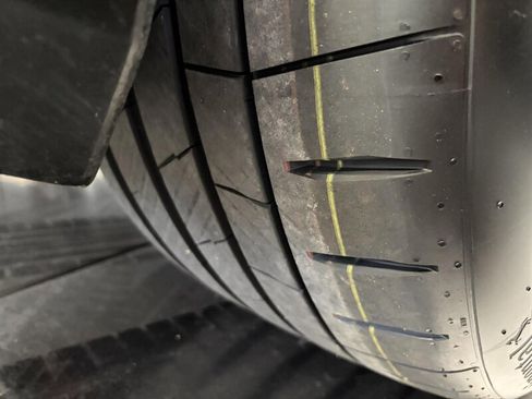 Used 2018 Chevrolet Camaro ZL1 RWD image 14