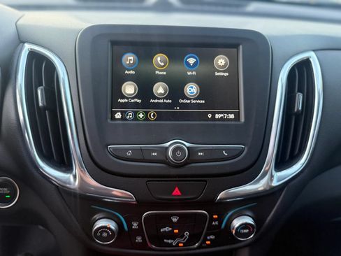 Used 2019 Chevrolet Equinox LT FWD image 19
