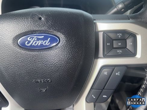Used 2019 Ford F350 Lariat image 17