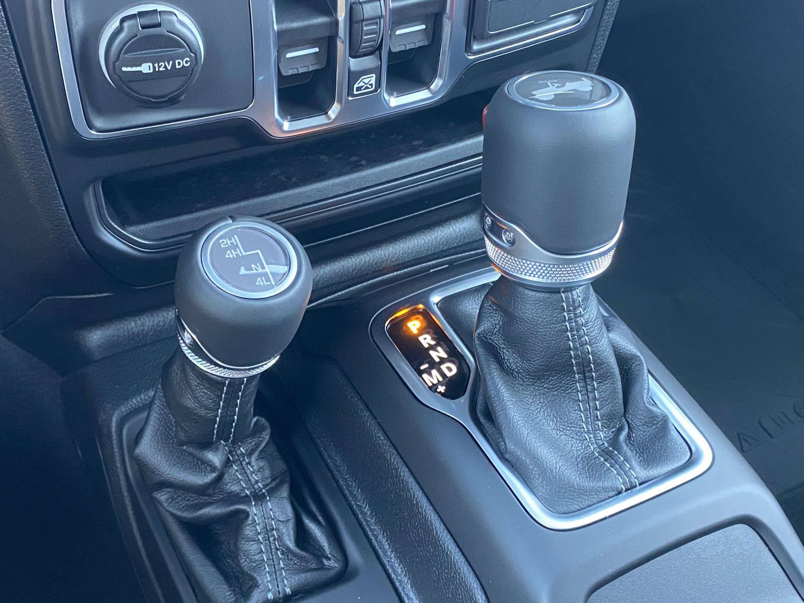 New 2026 Jeep Wrangler Unlimited Sahara AWD/4WD image 29