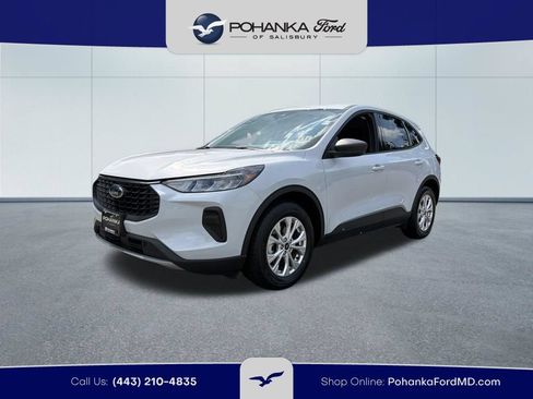 Used 2025 Ford Escape Active FWD image 2