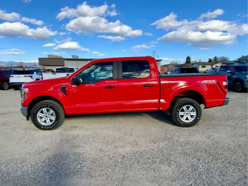 Used 2021 Ford F150 XL w/ Trailer Tow Package image 2